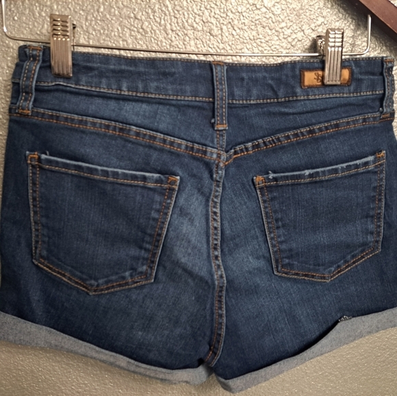 STS Blue Cuffed Denim Shorts Size 9 - Picture 4 of 6